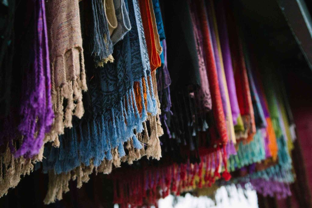 Authentic Pashmina selection guide.