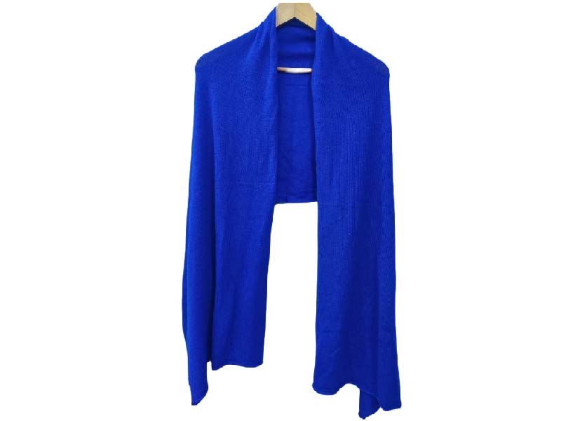 Chic Loose Stole – Achieve chic style with Loose Stoles. – PashminaPassion